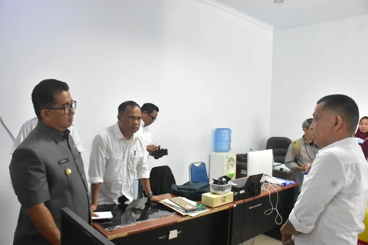 Tegur Sejumlah OPD, Pj Gubernur Sulbar Instruksikan Jangan Tumpuk Kegiatan di Akhir Tahun